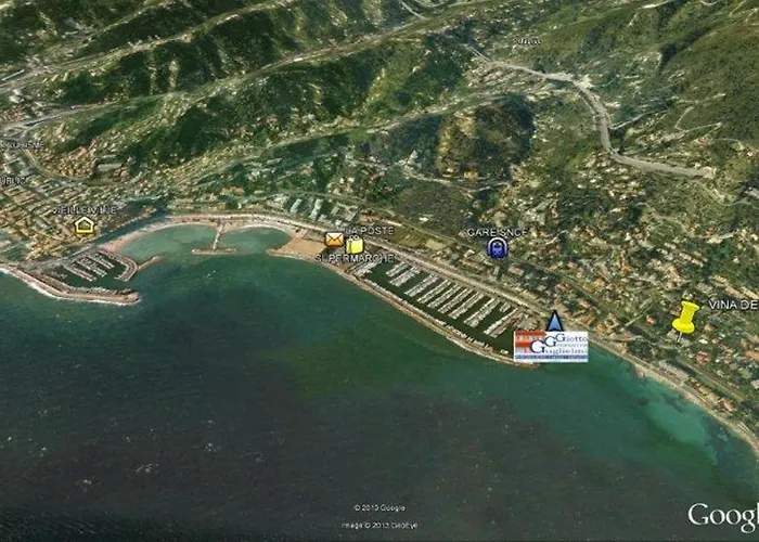 Appartement Agreable 2 Pieces Renove Avec Balcon, - Fr-1-196-302 *